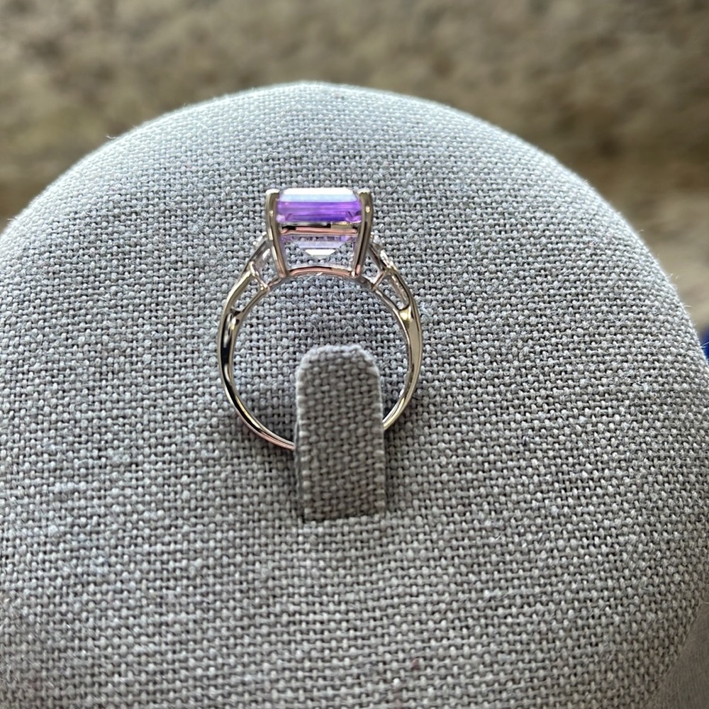 5ct Amethyst ring - Picture 2 of 3
